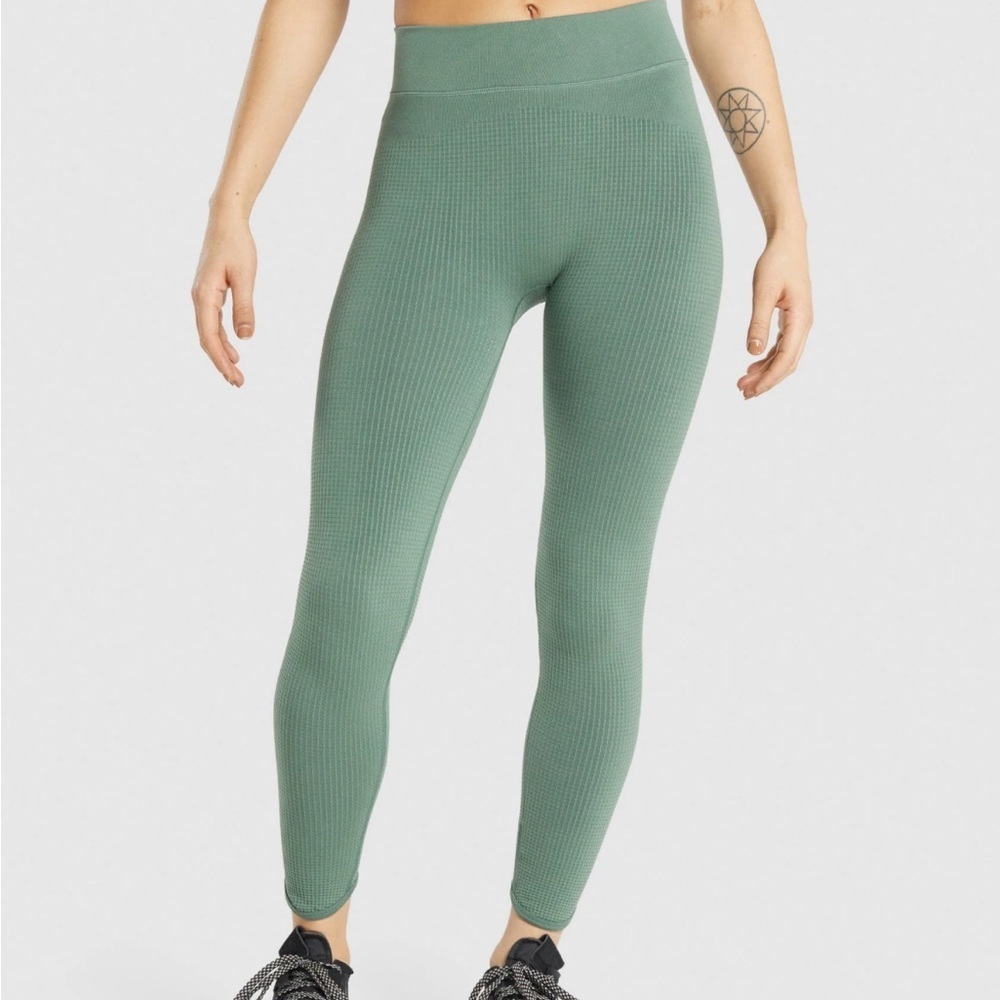 Gymshark M seamless waffle knit leggings - Picture 2 of 6